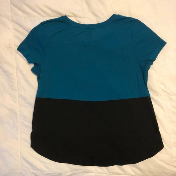EXPRESS Colorblock Short Sleeve Tee, Size Large - Picture 3 of 3
